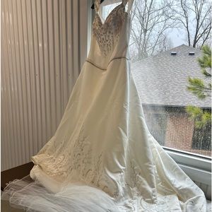 Casablanca wedding gown